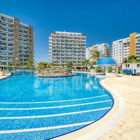 Two Bedroom In Caesar & Spa, Long Apartment