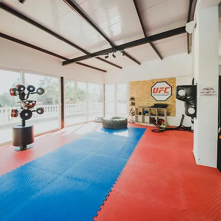 Apartament Two Bedroom In Caesar & Spa, Long