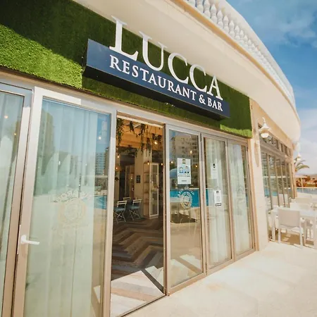 Two Bedroom In Caesar & Spa, Long