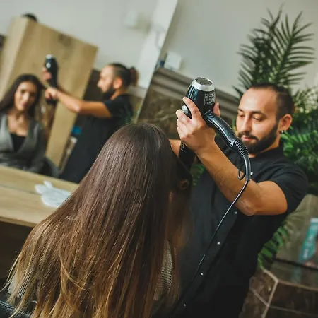 Two Bedroom In Caesar & Spa, Long *