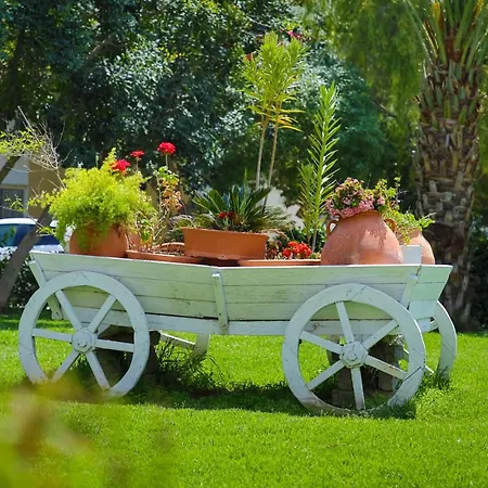 Two Bedroom In Caesar & Spa, Long Perivolia tou Trikomou