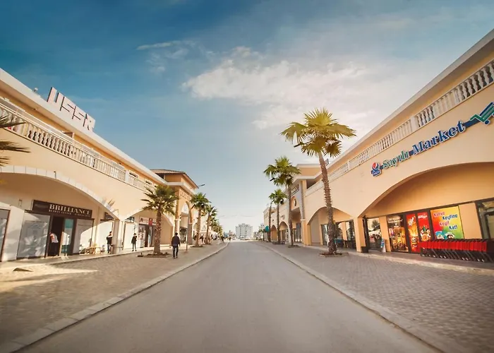 Apartment Two Bedroom In Caesar & Spa, Long