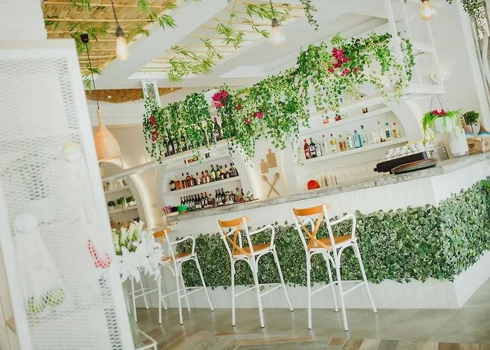 Two Bedroom In Caesar & Spa, Long * Perivolia tou Trikomou