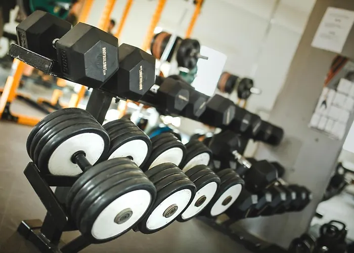 Two Bedroom In Caesar & Spa, Long Apartment