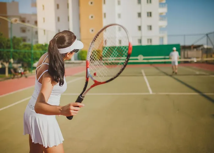 Apartment Two Bedroom In Caesar & Spa, Long