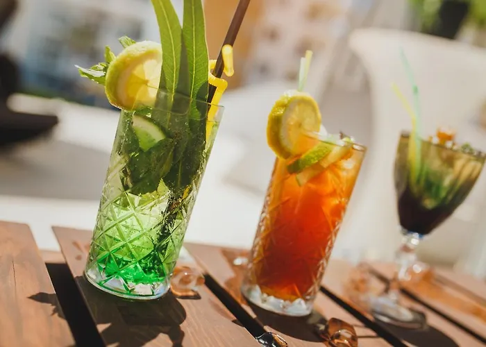 Two Bedroom In Caesar & Spa, Long Apartment