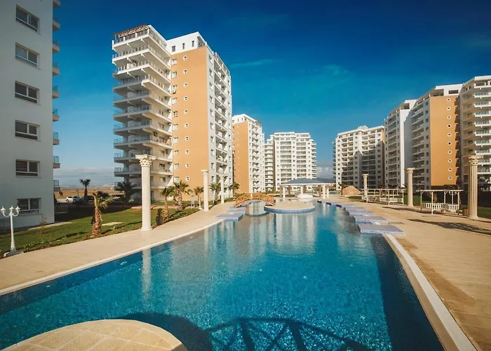 Two Bedroom In Caesar & Spa, Long *